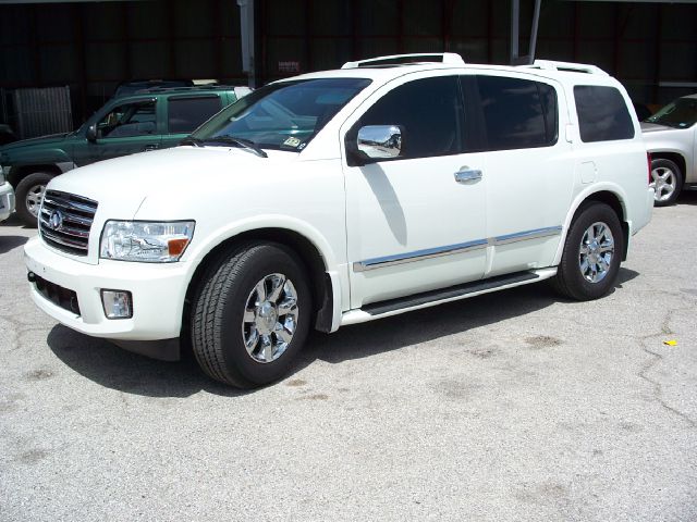 Infiniti QX56 2006 photo 3