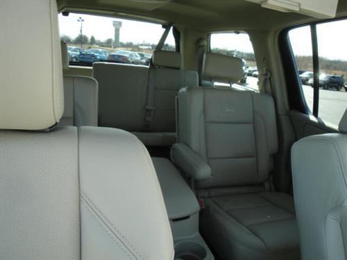 Infiniti QX56 2006 photo 2