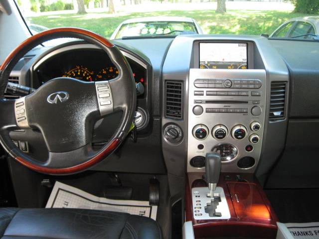 Infiniti QX56 2006 photo 4