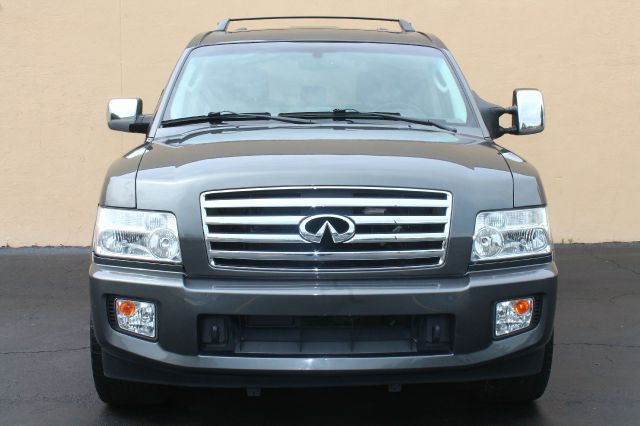 Infiniti QX56 2006 photo 1