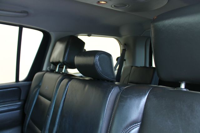 Infiniti QX56 2006 photo 18