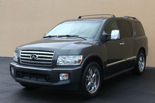 Infiniti QX56 2006 photo 20