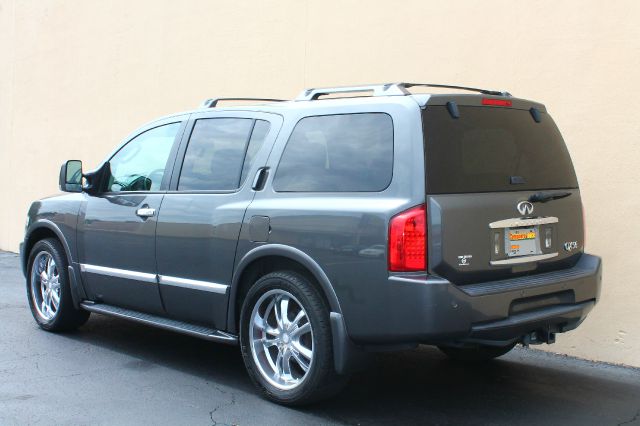 Infiniti QX56 2006 photo 22