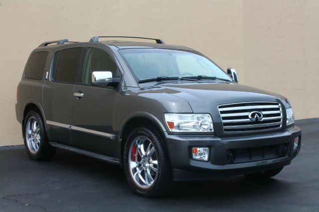 Infiniti QX56 2006 photo 23