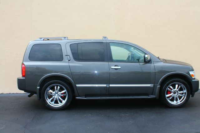 Infiniti QX56 2006 photo 26