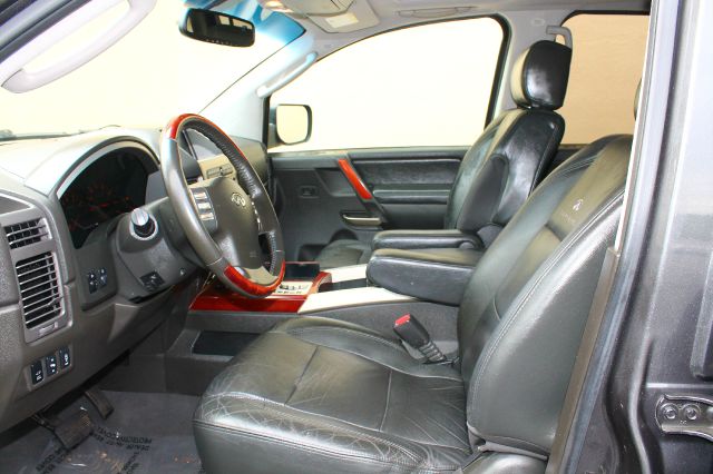 Infiniti QX56 2006 photo 27