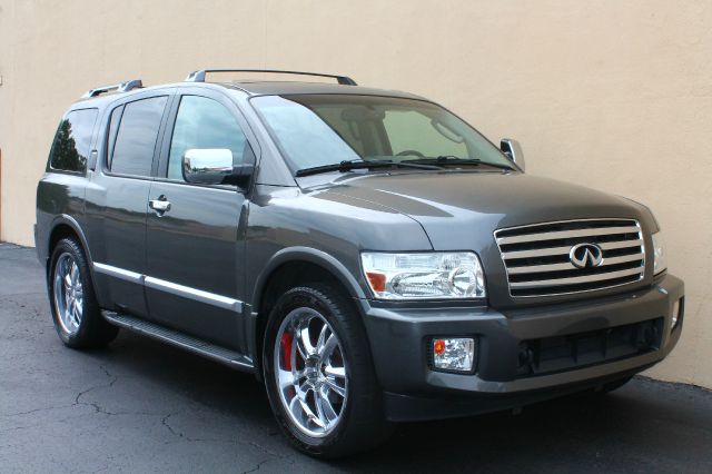 Infiniti QX56 2006 photo 5