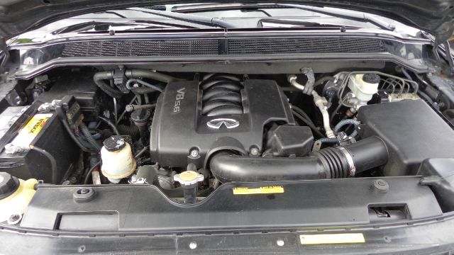 Infiniti QX56 2006 photo 3