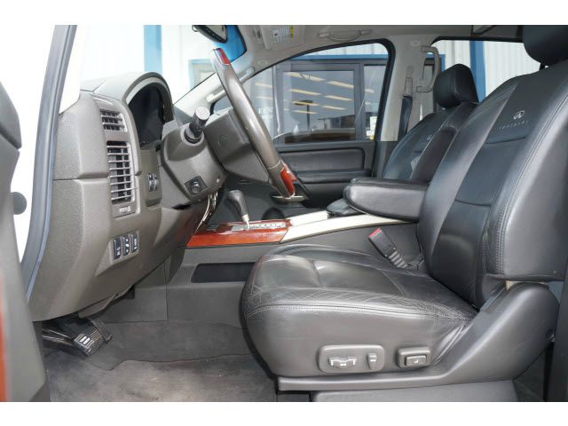 Infiniti QX56 2006 photo 2