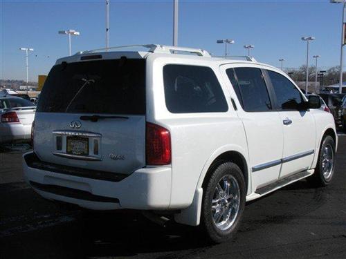 Infiniti QX56 2006 photo 2