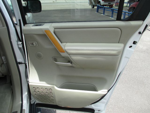 Infiniti QX56 2006 photo 12