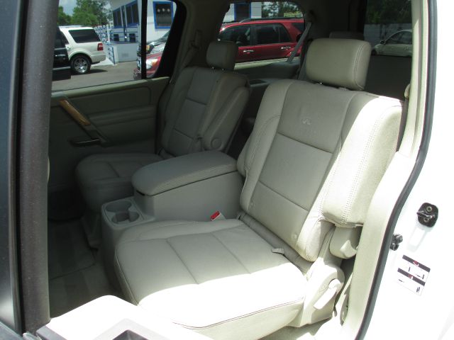 Infiniti QX56 2006 photo 15