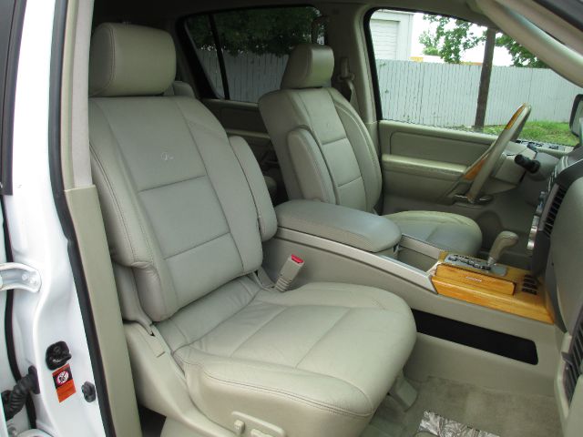 Infiniti QX56 2006 photo 9