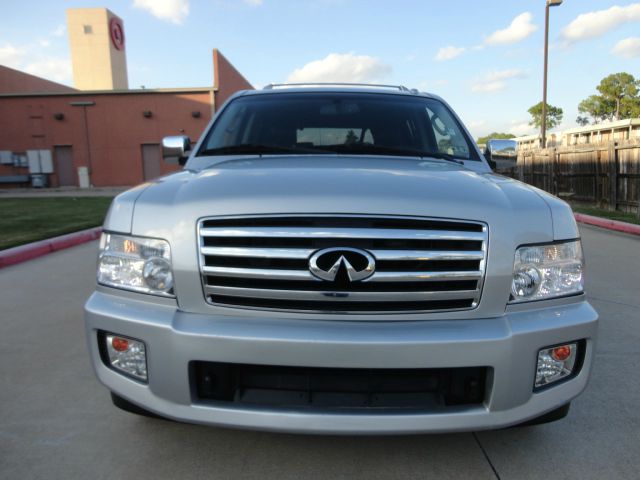 Infiniti QX56 2007 photo 2