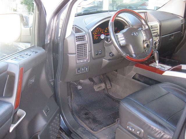 Infiniti QX56 2007 photo 2