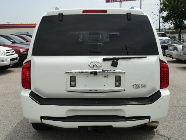 Infiniti QX56 2008 photo 3