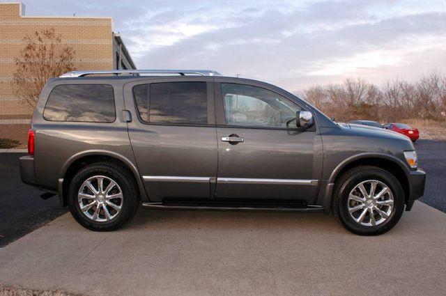 Infiniti QX56 2008 photo 4