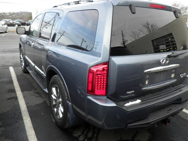 Infiniti QX56 2008 photo 3