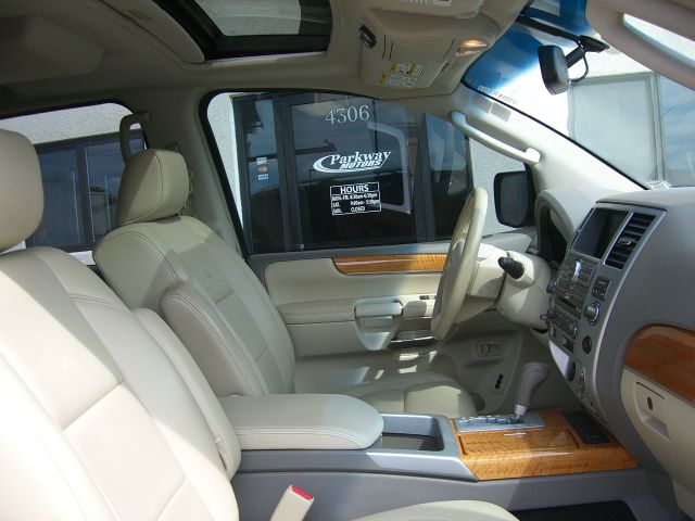 Infiniti QX56 2008 photo 18