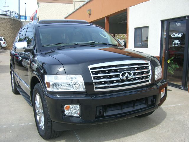 Infiniti QX56 2008 photo 22