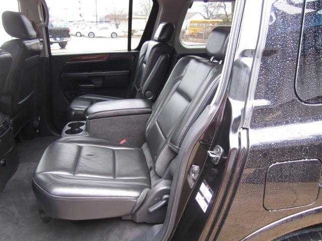 Infiniti QX56 2008 photo 4