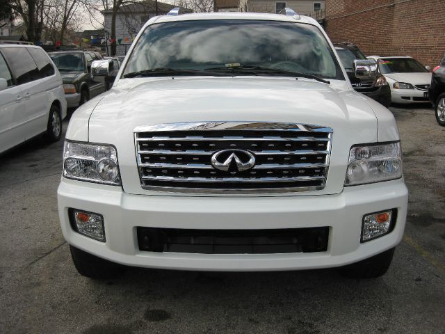 Infiniti QX56 2008 photo 4