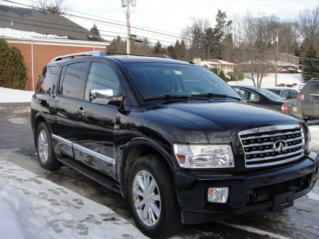 Infiniti QX56 2008 photo 2