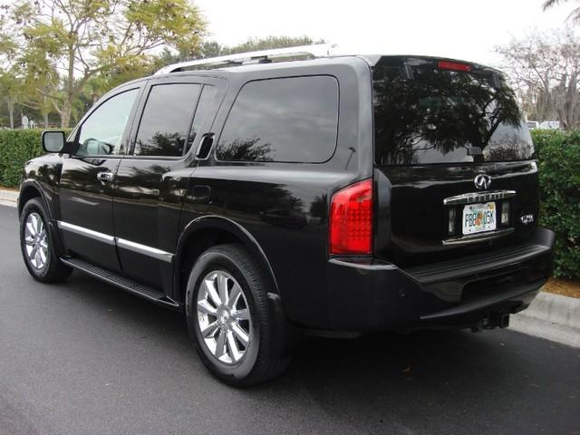 Infiniti QX56 2009 photo 1