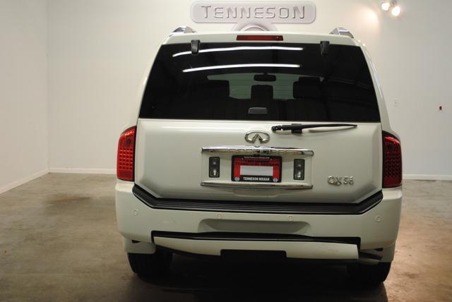 Infiniti QX56 2010 photo 17