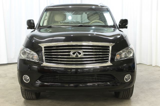 Infiniti QX56 2011 photo 2