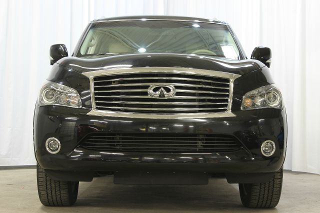 Infiniti QX56 2011 photo 28