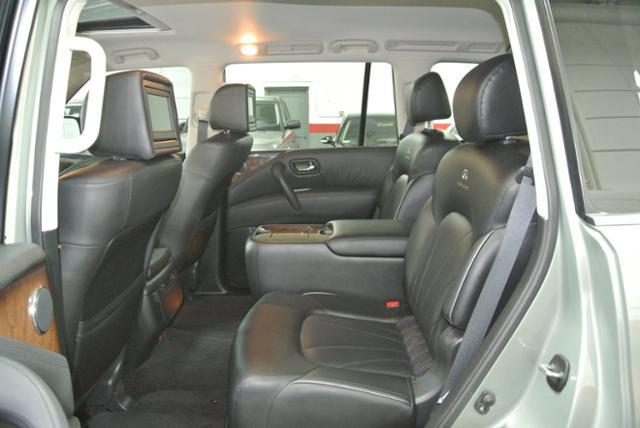 Infiniti QX56 2011 photo 19