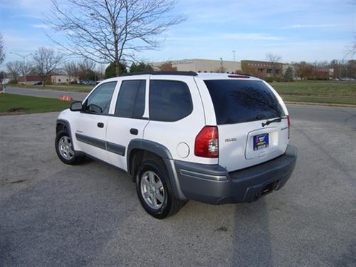 Isuzu Ascender 2004 photo 1