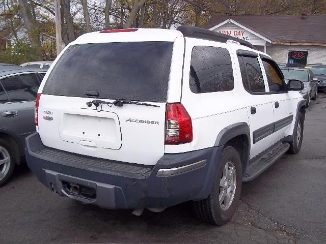 Isuzu Ascender 2005 photo 2