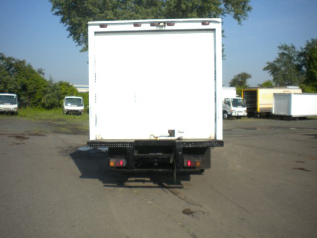 Isuzu NPR 2005 photo 5