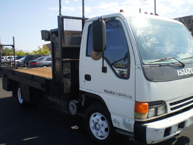 Isuzu NPR HD 2014 photo 1