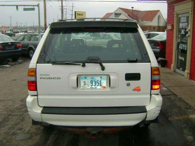 Isuzu Rodeo 1998 photo 5