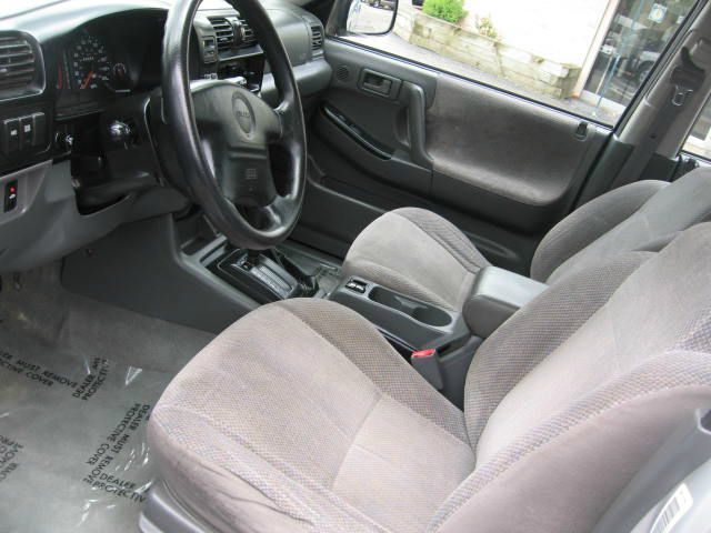 Isuzu Rodeo 1999 photo 1