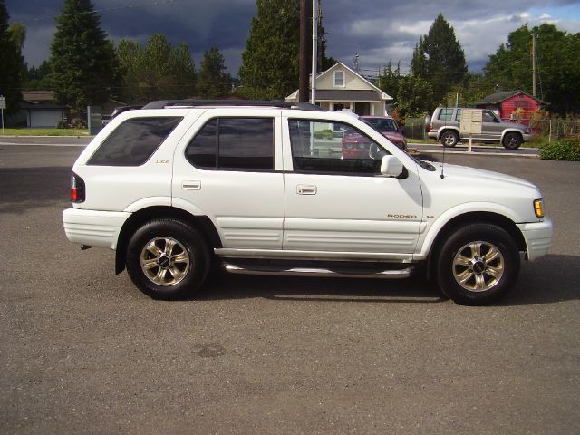 Isuzu Rodeo 2000 photo 2