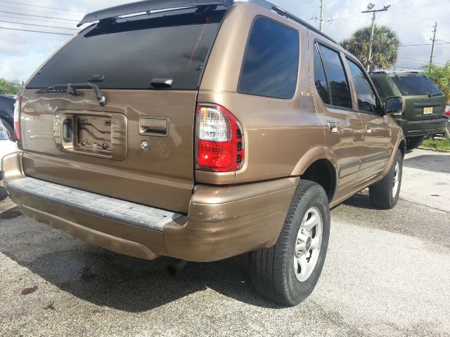 Isuzu Rodeo 2000 photo 2