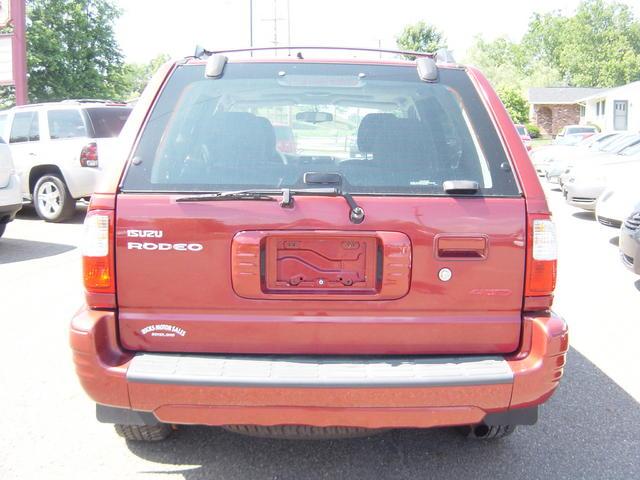 Isuzu Rodeo 2001 photo 2