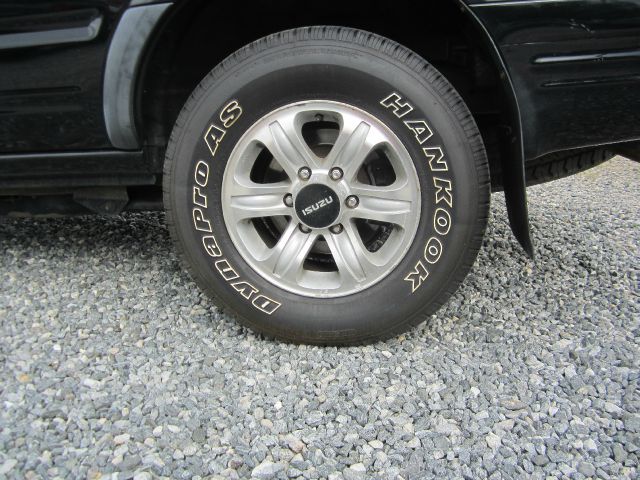 Isuzu Rodeo 2002 photo 9