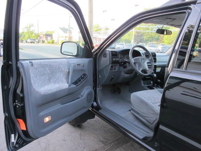 Isuzu Rodeo 2002 photo 31