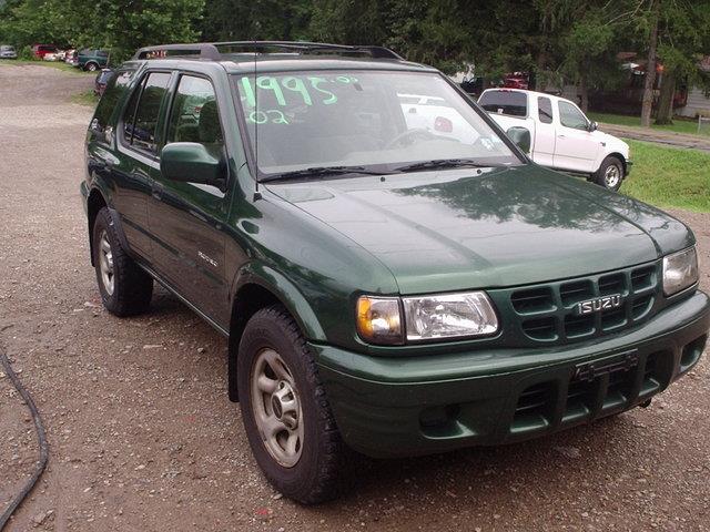 Isuzu Rodeo 2002 photo 2