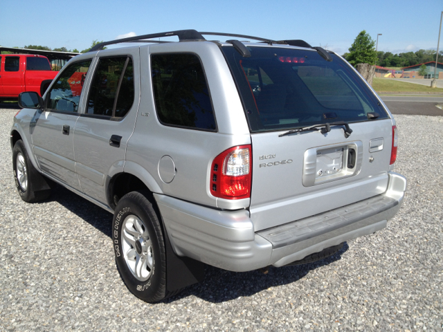 Isuzu Rodeo 2002 photo 3