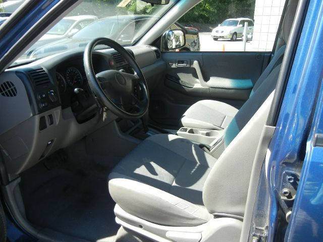 Isuzu Rodeo 2004 photo 3