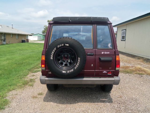 Isuzu Trooper 1991 photo 1