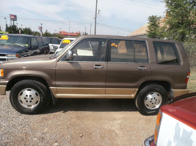 Isuzu Trooper 1992 photo 1