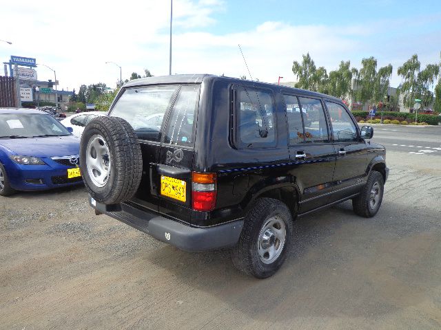 Isuzu Trooper 1993 photo 1