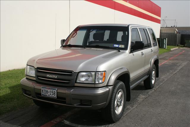 Isuzu Trooper 2000 photo 3